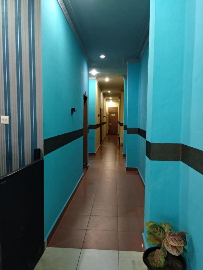 Reddoorz Near Yuki Simpang Raya Mall Medan 2 Extérieur photo